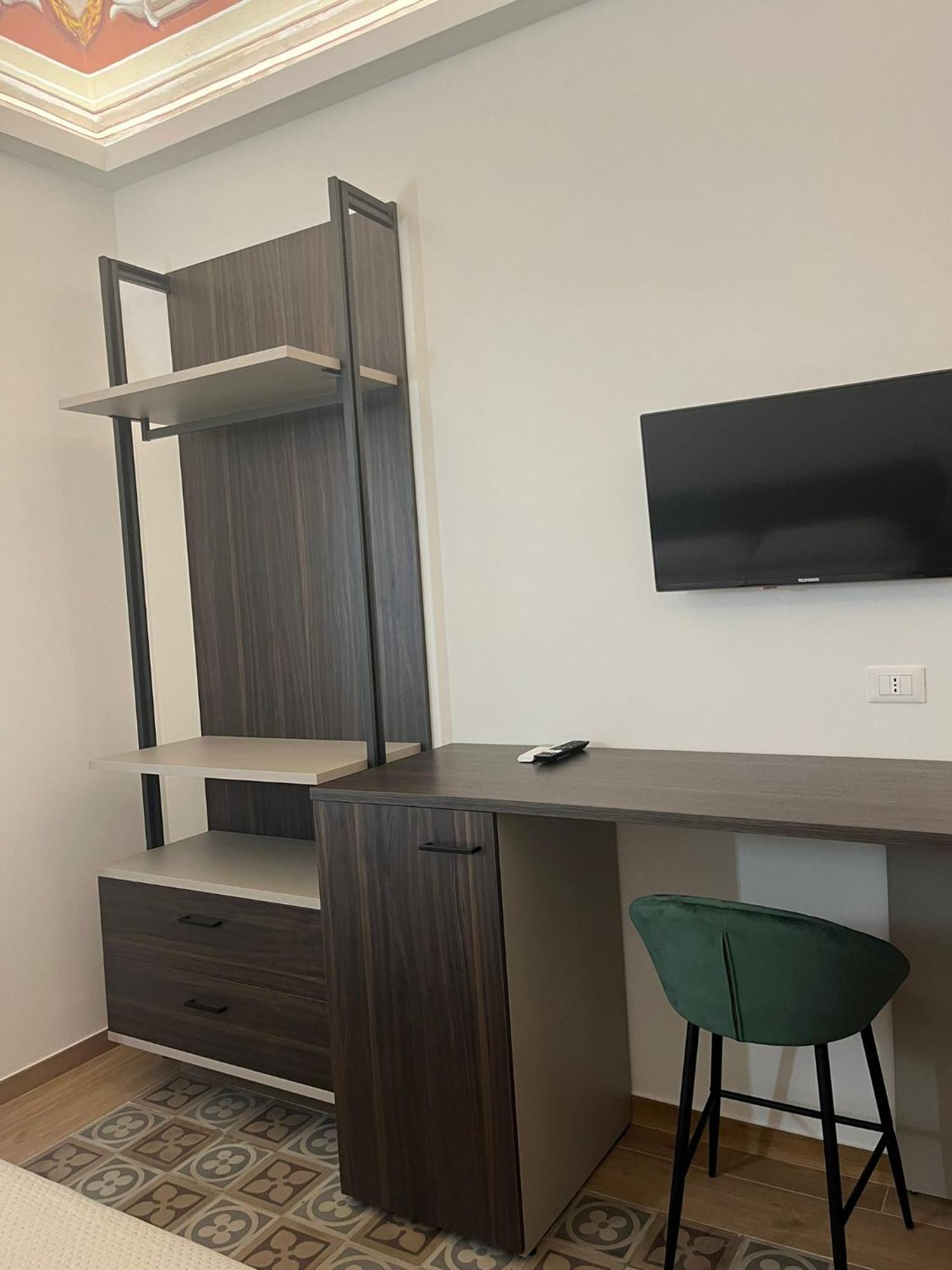 Al Duomo Suites 蒙雷亚莱 外观 照片